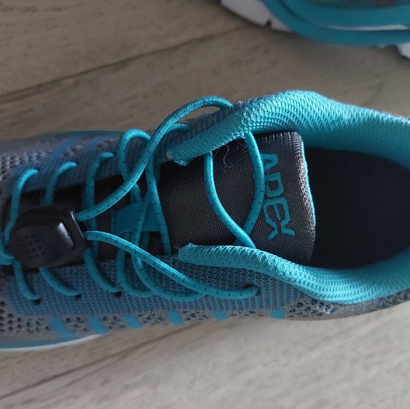 COPY - Apex running shoes - Picture 3 of 4